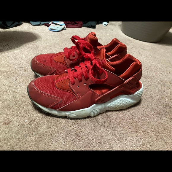 Nike Other - Red Nike air huaraches